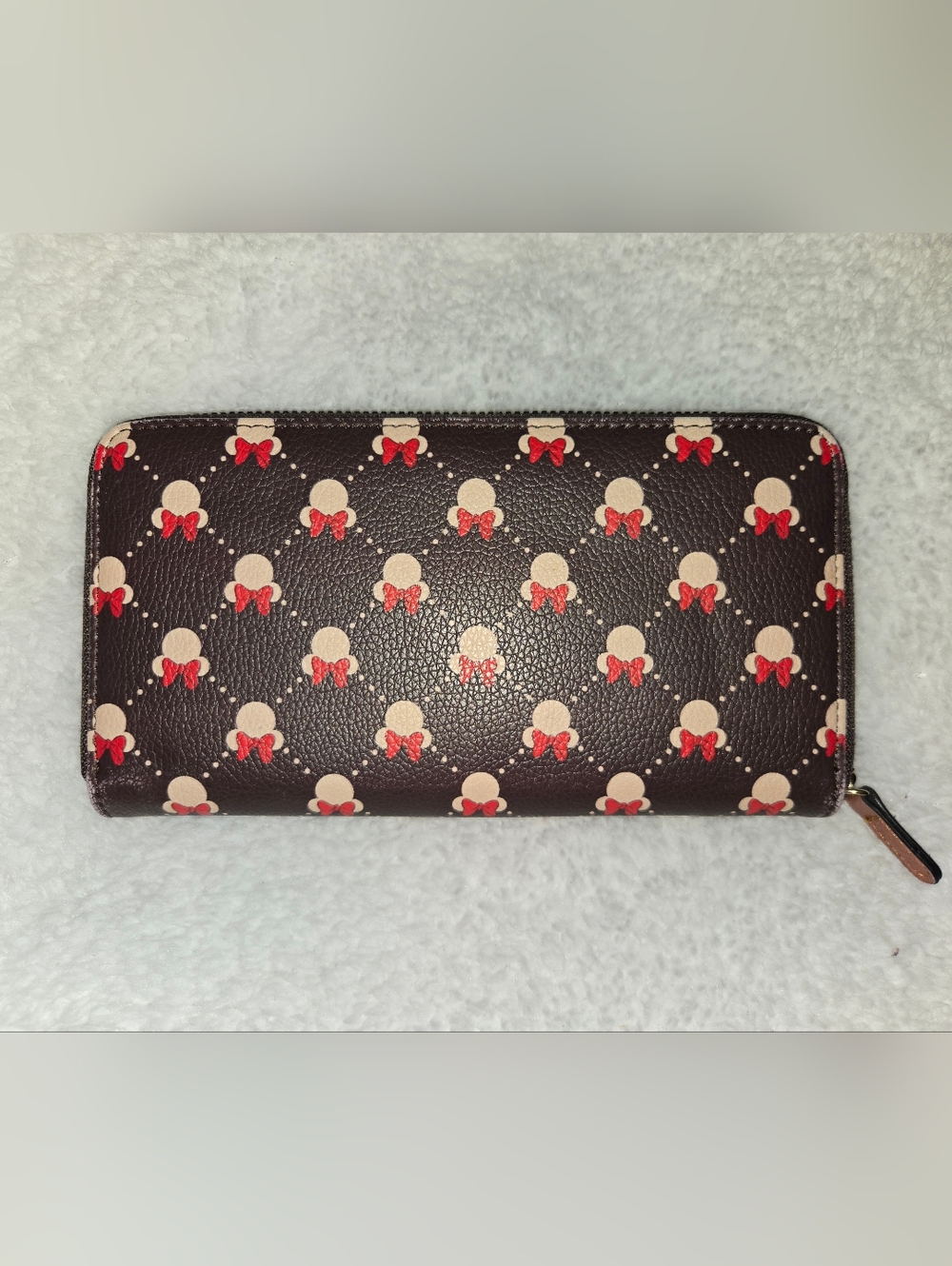Disney Brown Wallet with Cream Minnie Silhouettes and Red Bows